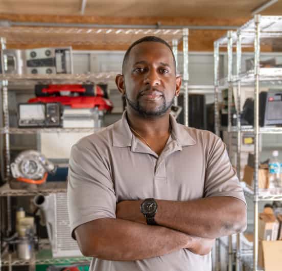 Headshot of eBay seller James Patrick linking to his eBay store